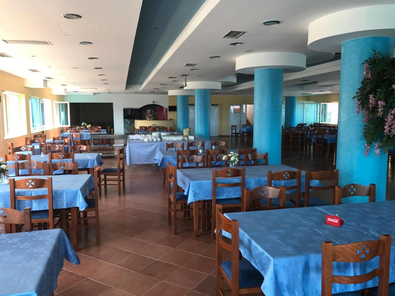 Hotel La Rosa Negra Ulcinj Bagian luar foto